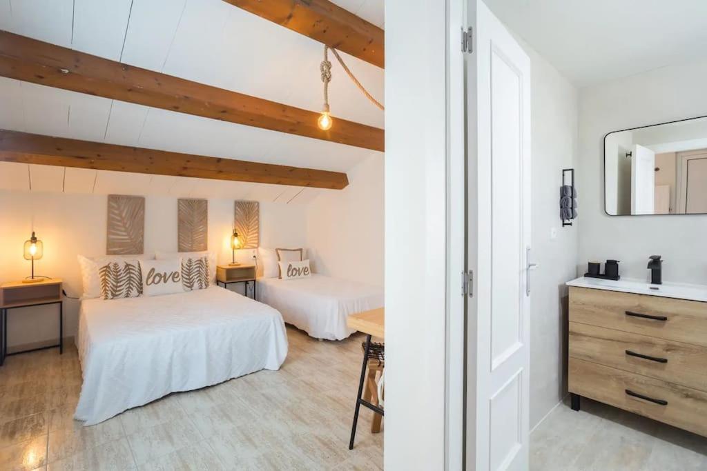 Mediterranean Breeze Beach House Верхель Экстерьер фото